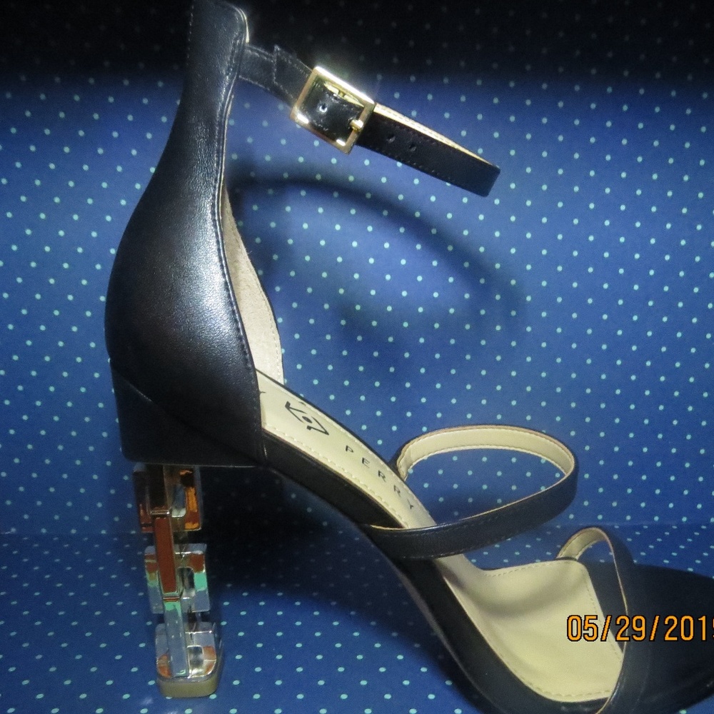 chic katy perry sandals